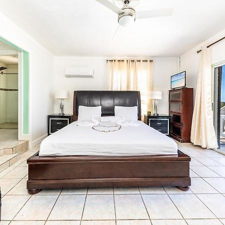 Waterside Home, Shaded Whirlpool Spa, Outdoor Dining, Smart Tv, Amazon Prime Five Cays Settlement Kültér fotó