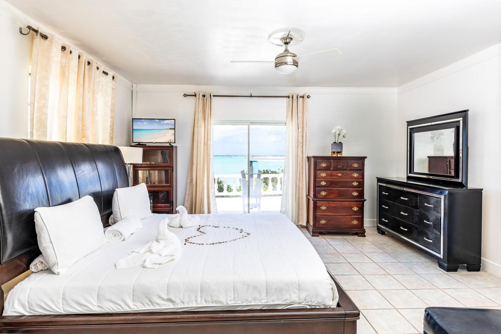 Waterside Home, Shaded Whirlpool Spa, Outdoor Dining, Smart Tv, Amazon Prime Five Cays Settlement Kültér fotó